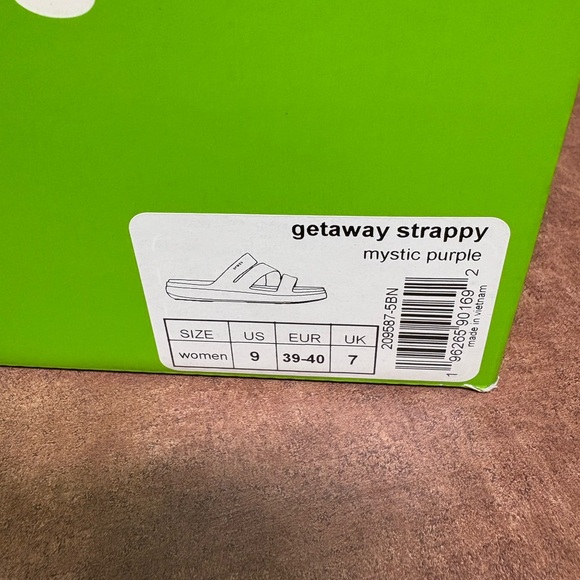 Crocs Lavender and Gray Sandals - Picture 4 of 4